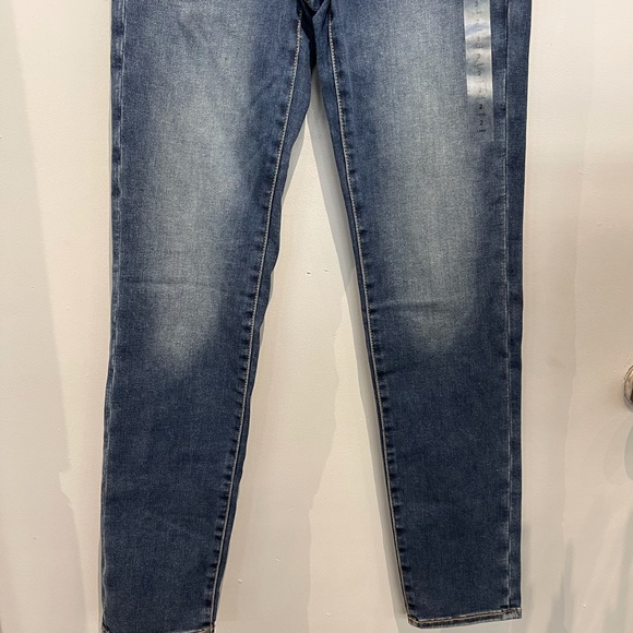 NWT American Eagle Hi Rise Skinny Jeans - Picture 8 of 9
